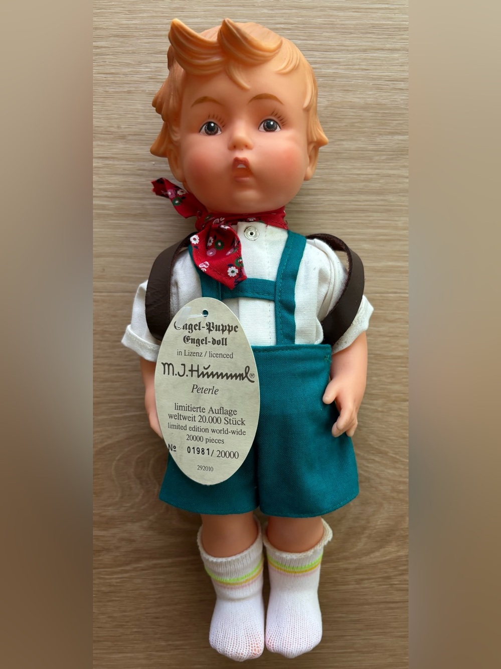 Limited Edition M.J. Hummel “Peterle”Engle-Puppe boy doll